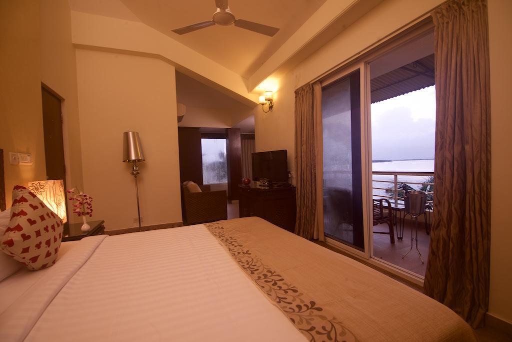 Deltin Palms Riverfront Panaji Eksteriør bilde